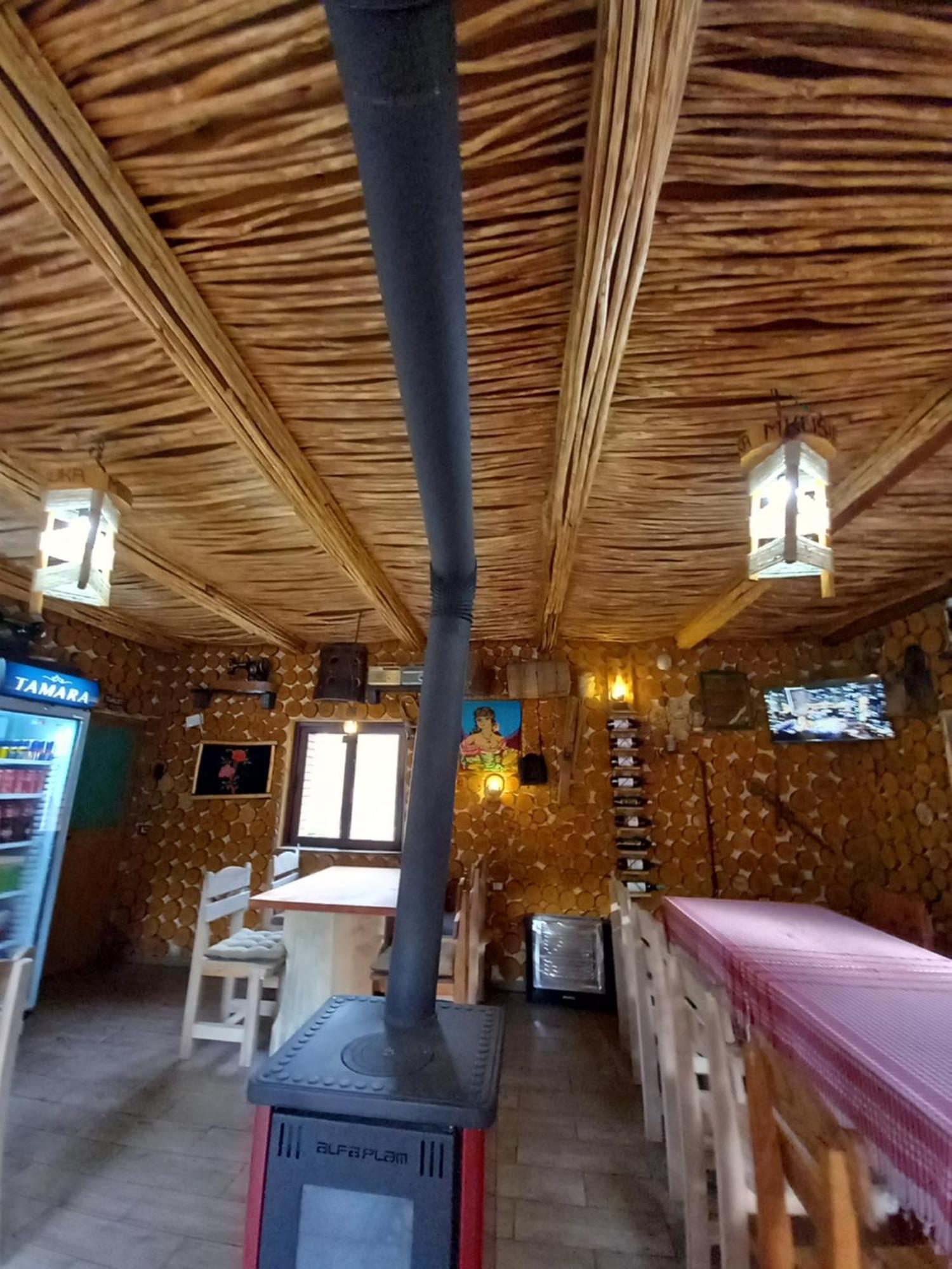 Vilat Suka Mkushit Shkoder Luaran gambar